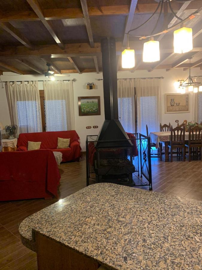 Alojamiento Rural El Chorrillo Кастрил Екстериор снимка